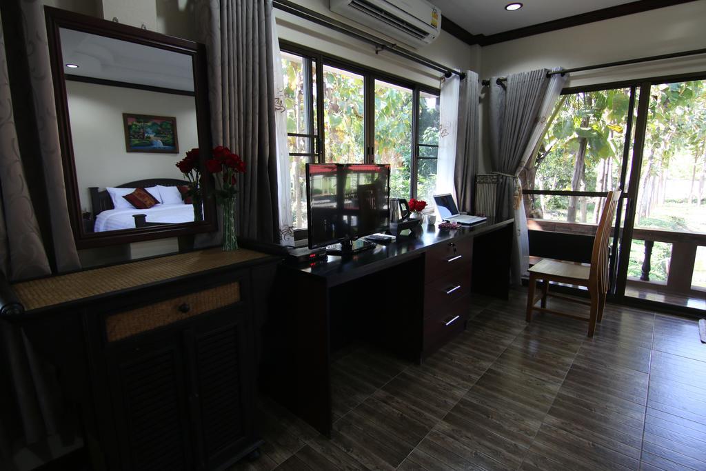 Little-Teak Homestay Чіангмай Номер фото