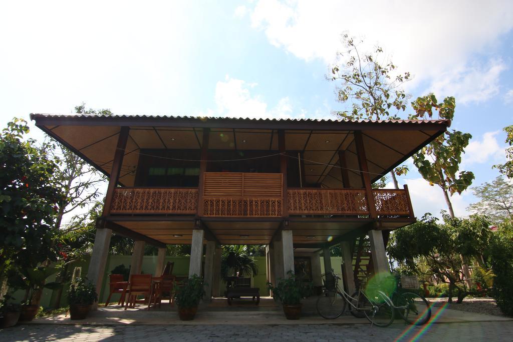 Little-Teak Homestay Чіангмай Номер фото