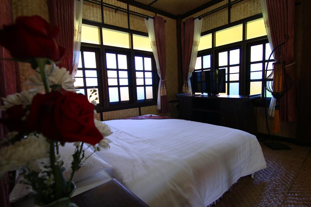 Little-Teak Homestay Чіангмай Номер фото