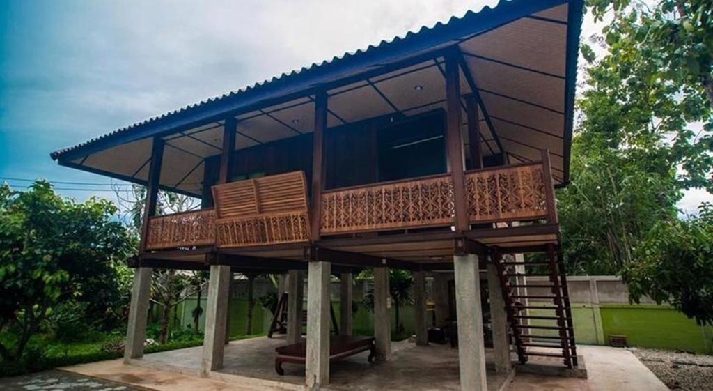 Little-Teak Homestay Чіангмай Номер фото